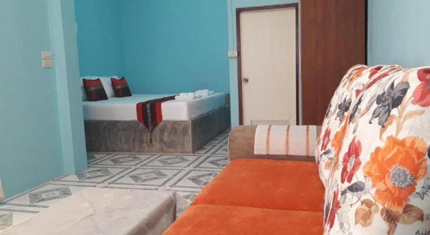 Oyo 769 Ban Thassanee Ξενοδοχείο Τσιάνγκ Μάι Εξωτερικό φωτογραφία